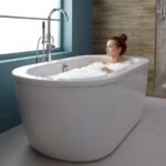 Pros and Cons of Freestanding Bathtubs